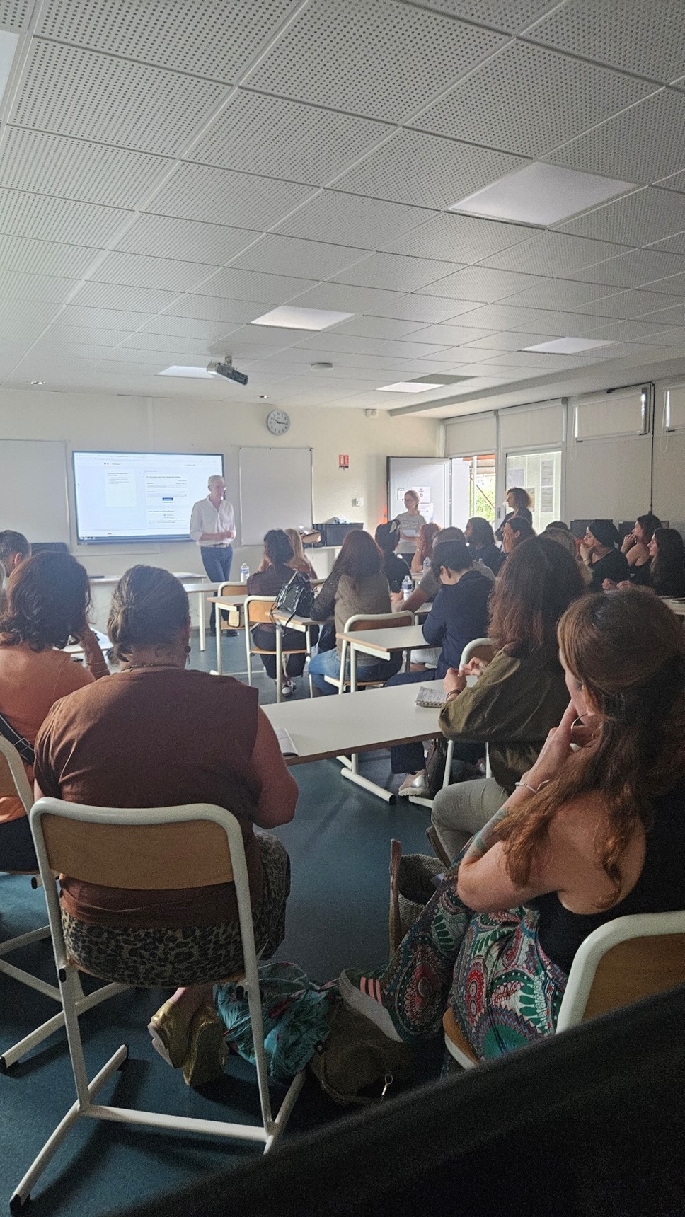 PRONOTE EXPLIQUE AUX PARENTS DE PEGOMAS